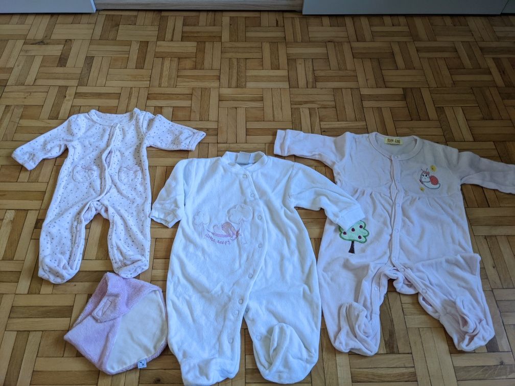 Śpioszki welurowe 62 i 68 cm