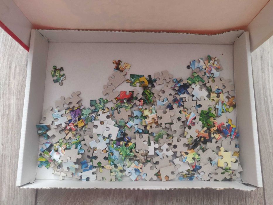 Сastorland  puzzle  Белоснежка и 7 гномов. 26579 260 эл. 32х23 см.