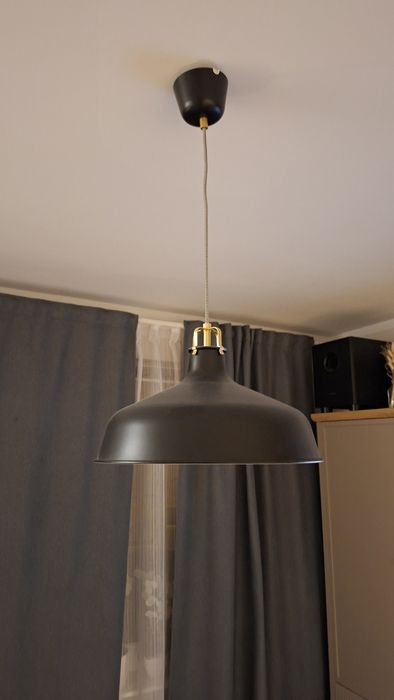 Lampa czarna ikea