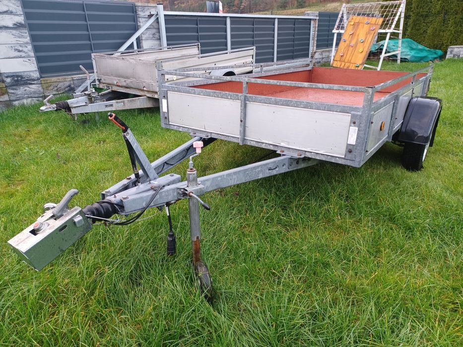 PRZYCZEPKA samochodowa 1300 DMC