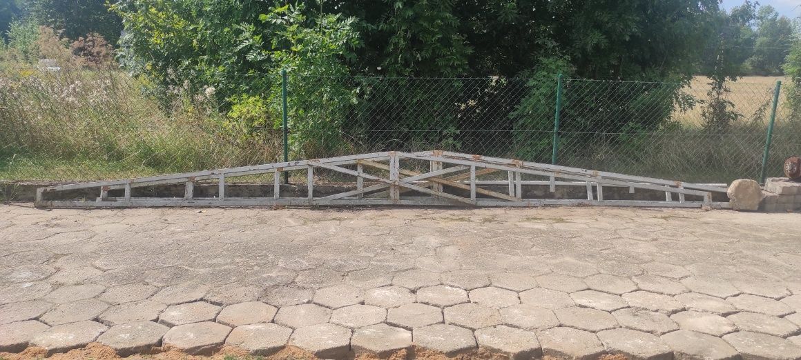 Wiązary, przęsła dachowe