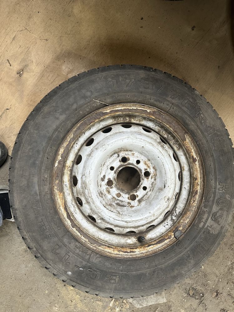 Продам диски, резину с дисками r 13 175/70, 185/75r 16 на ниву, волга