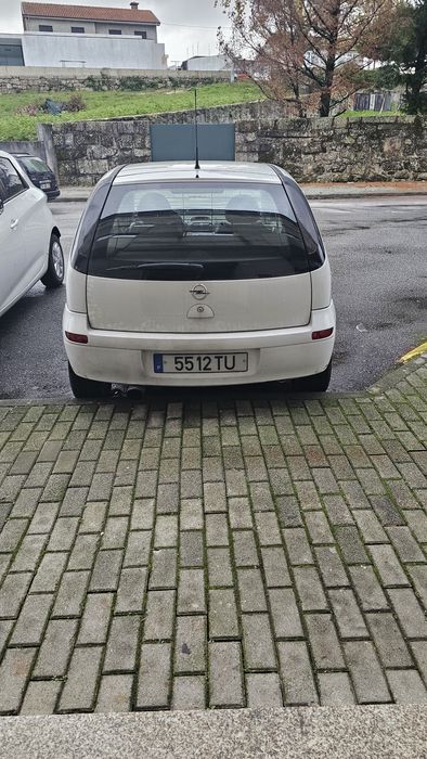 Opel Corsa C motor Isuzu