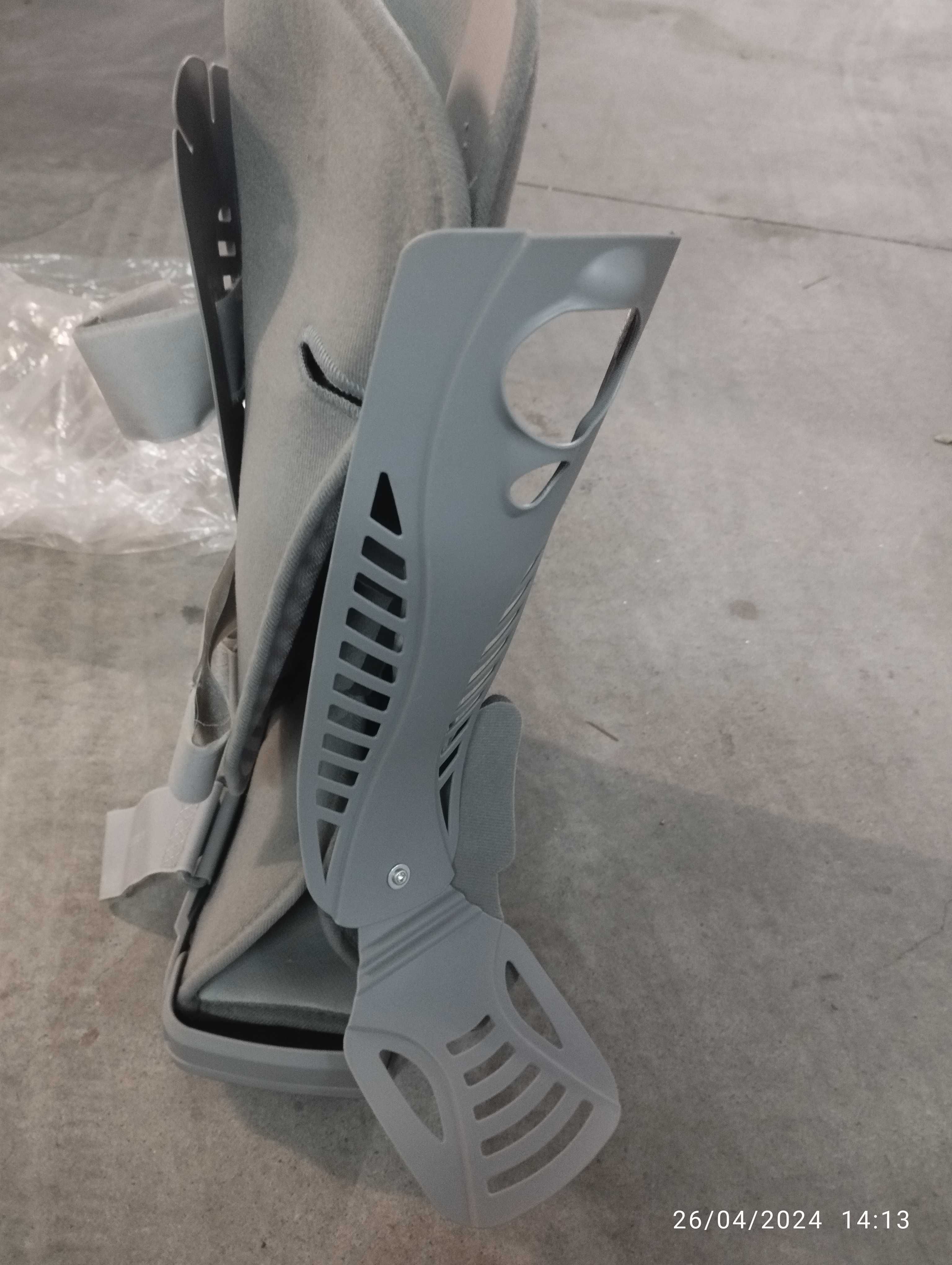 Bota Walker praticamente nova + cunhas tendão de Aquiles
