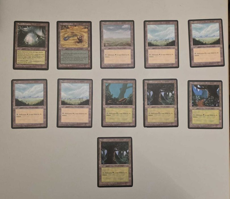 Lote de 67 cartas Magic: The Gathering em Português