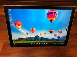 Microsoft Surface Pro 5. Windows 11 / i3 /4gb/ssd 128