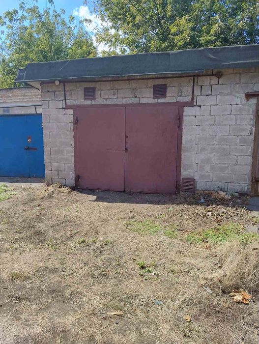 Продам капитальный гараж