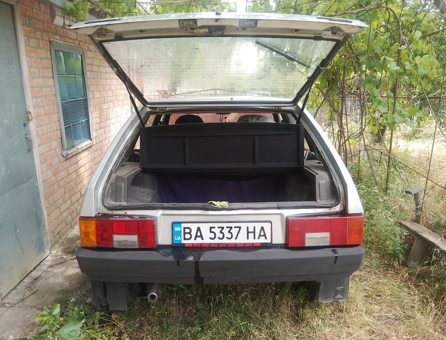 Продам ваз 2109 (2002)