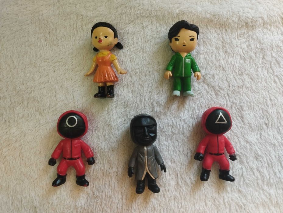 Набір фігурок персонажів із серіалу "Гра в Кальмара" 5 шт.