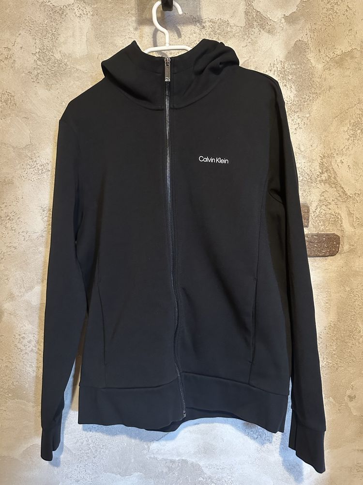 Костюм Calvin Klein S