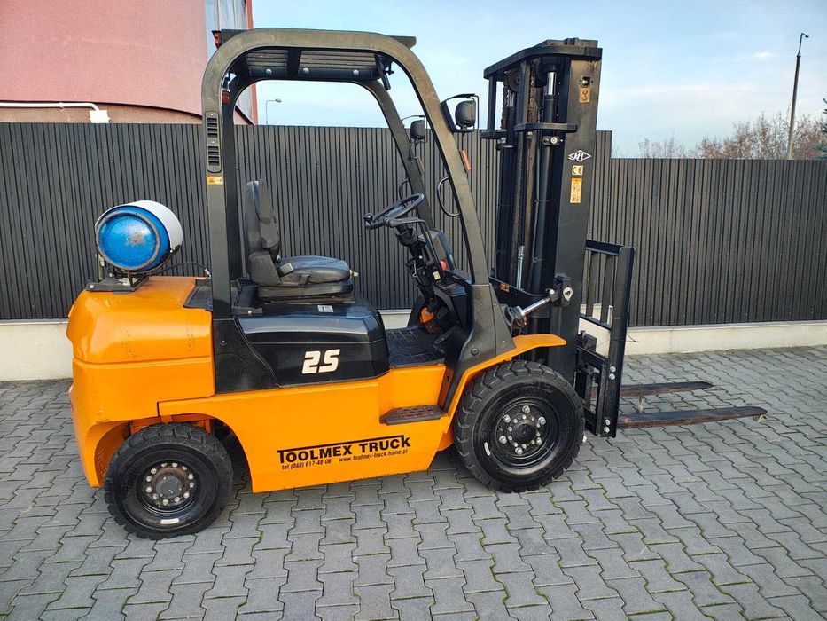 Wózek Widłowy spalinowy LPG Hangcha CPQD25N-RW22-