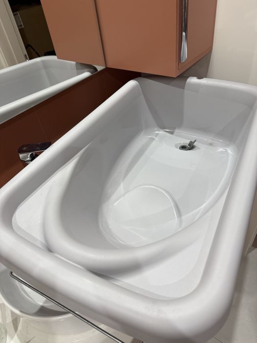 Пеленальний столик Chicco з ванночкою