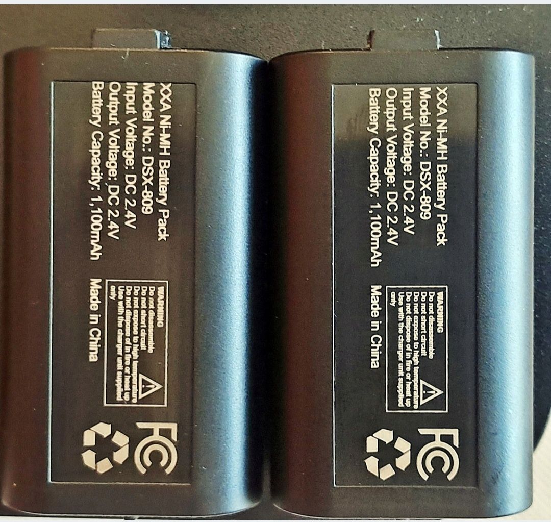 Podstawka chłodząca stacja ładująca pady Xbox Series x/s