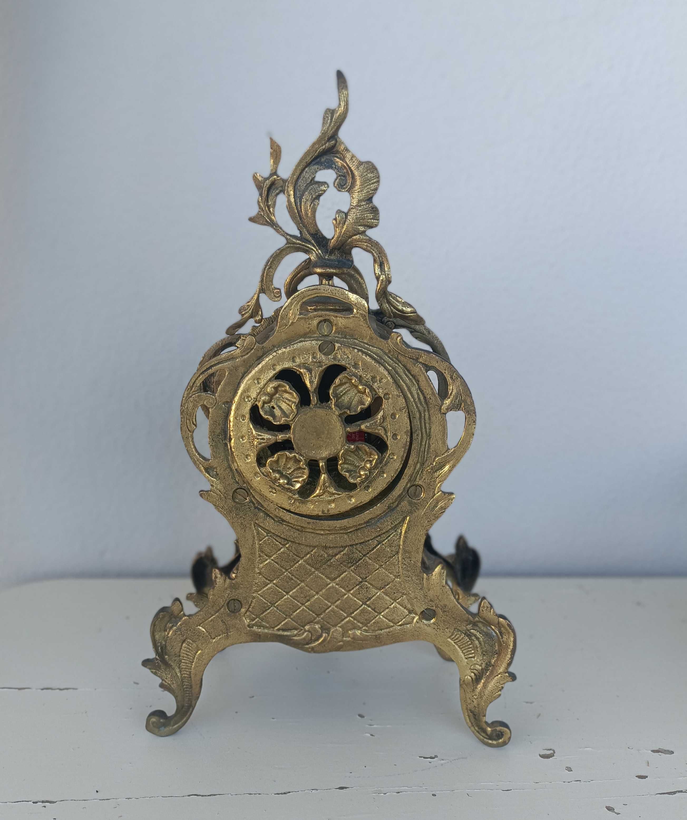 Relógio de mesa antigo