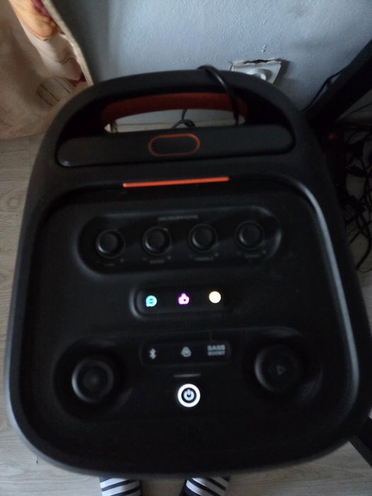Jbl party box 320