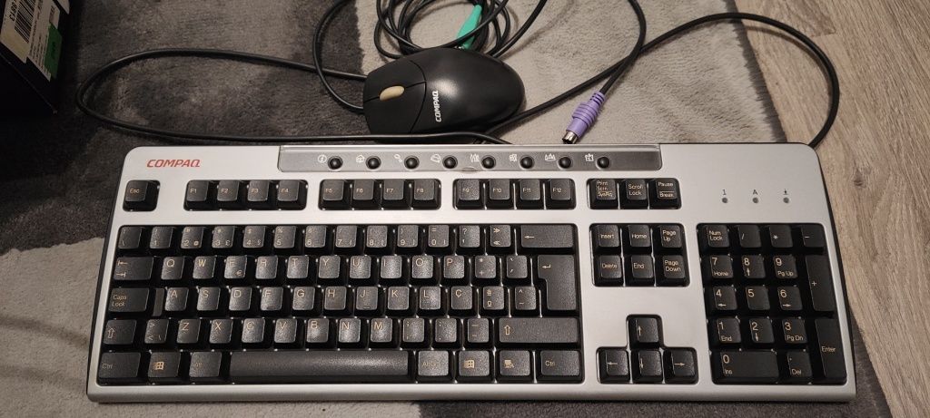 Conjunto CPU+RAM+board+teclado e rato
