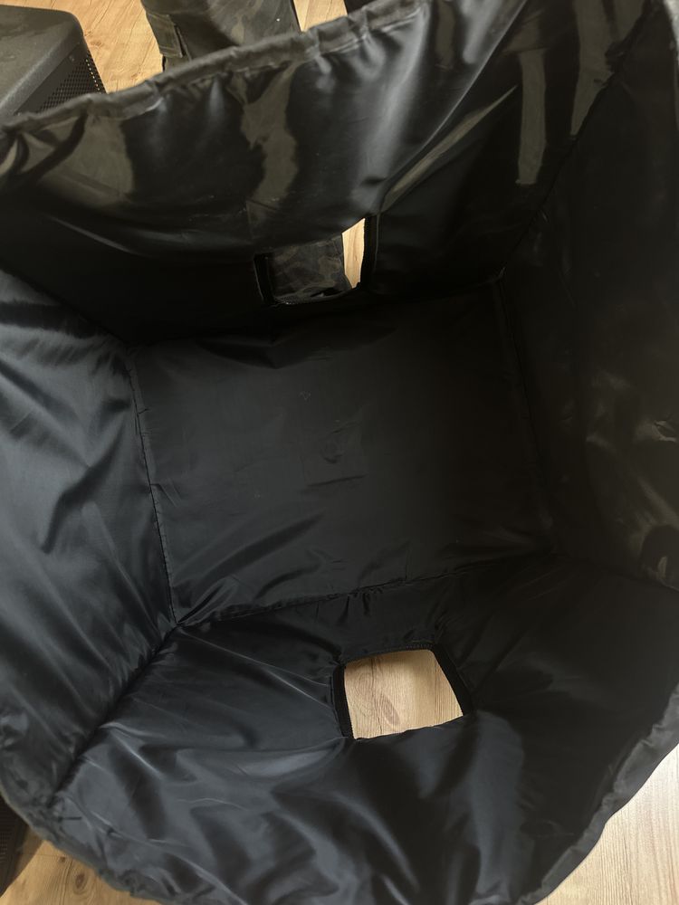 Subwoofer Yamaha dxs15 czarny stan idealny z pokrowcami cena za sztuke