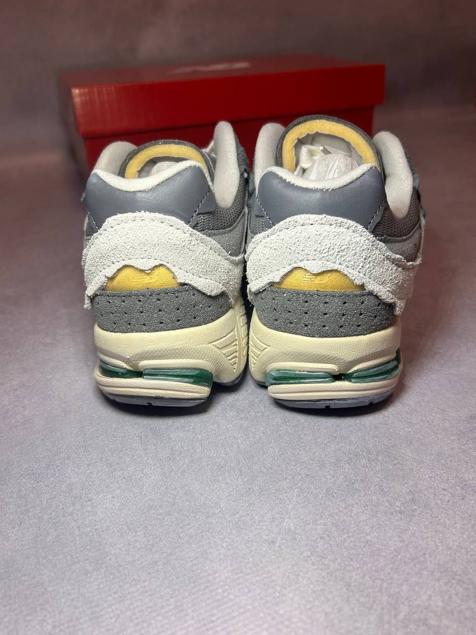 Кросівки New Balance 2002R Protection Pack Rain Cloud Grey - найкращий