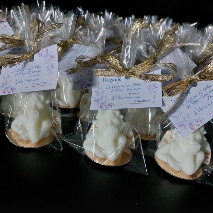 Aniołki swieczki mydełka podziekowania chrzest świety komunia