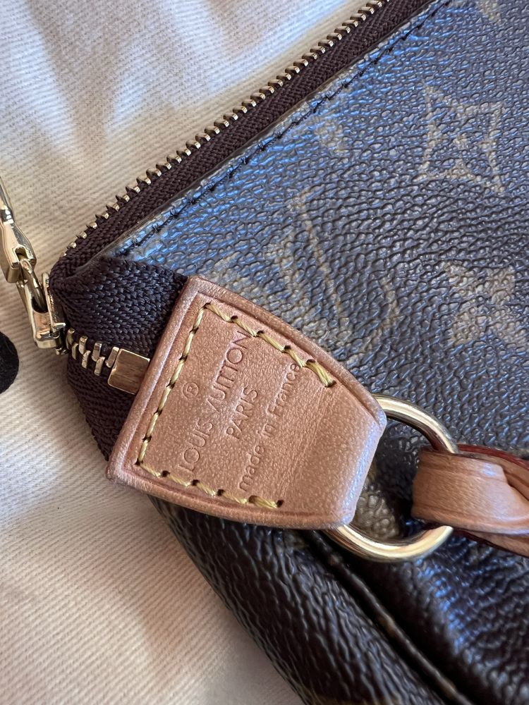 Oryginalna torebka Louis Vuitton pochette accesoires