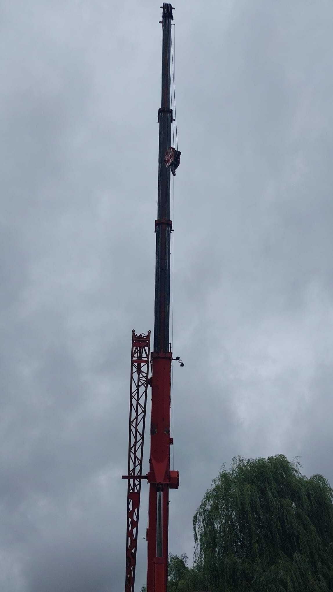 Dźwig, Żuraw samojezdny Liebherr LTM 1025