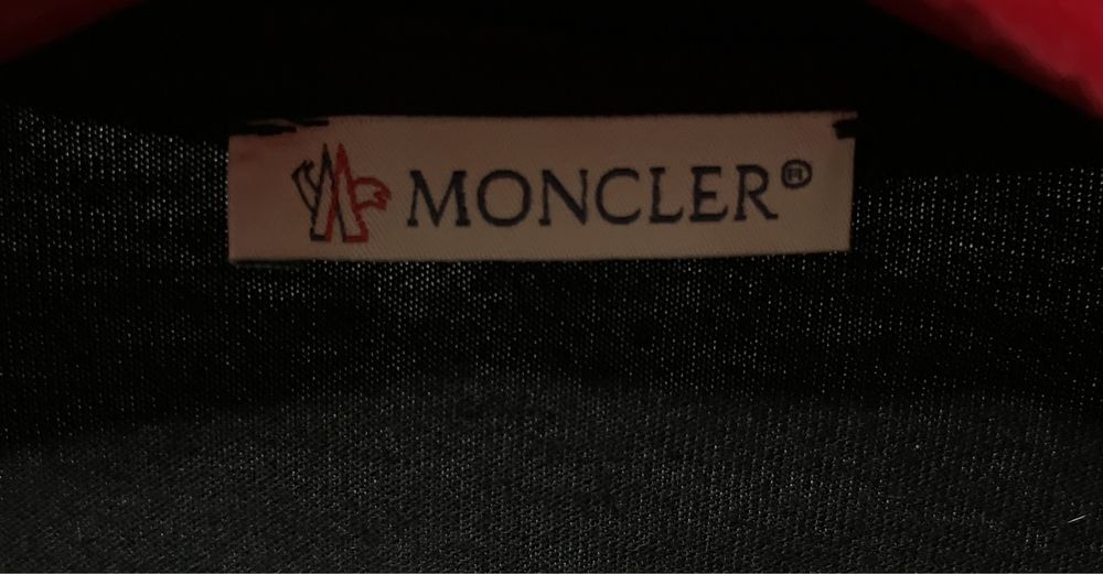 Футболка Moncler