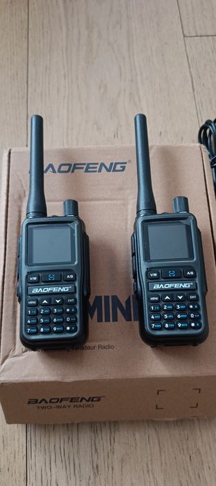Krótkofalówki Baofeng UV-5R Mini Radio Oryginał Nowe Oprogramowanie