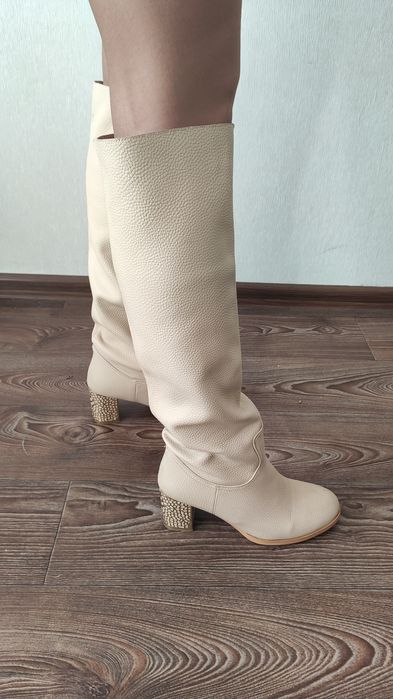 Чудові сапоги (сапожки) на весну- осінь