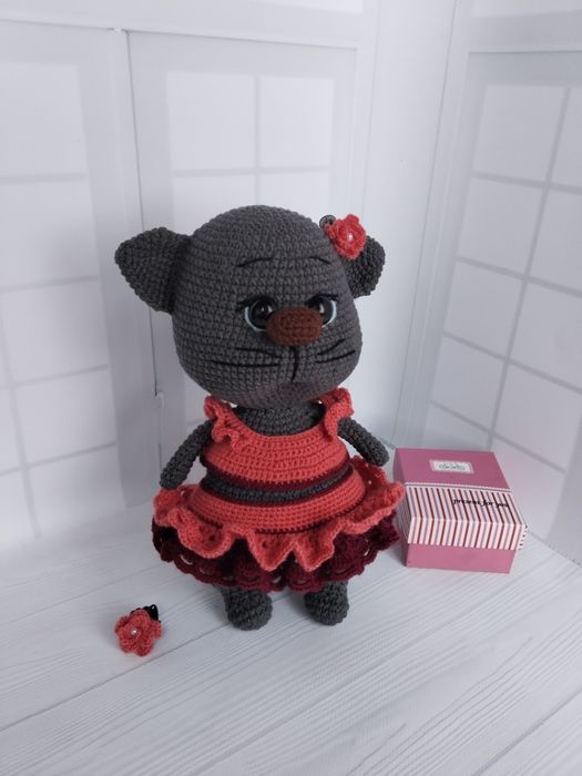 Вязанные игрушки. Лисенок Фенек. Кошечка.