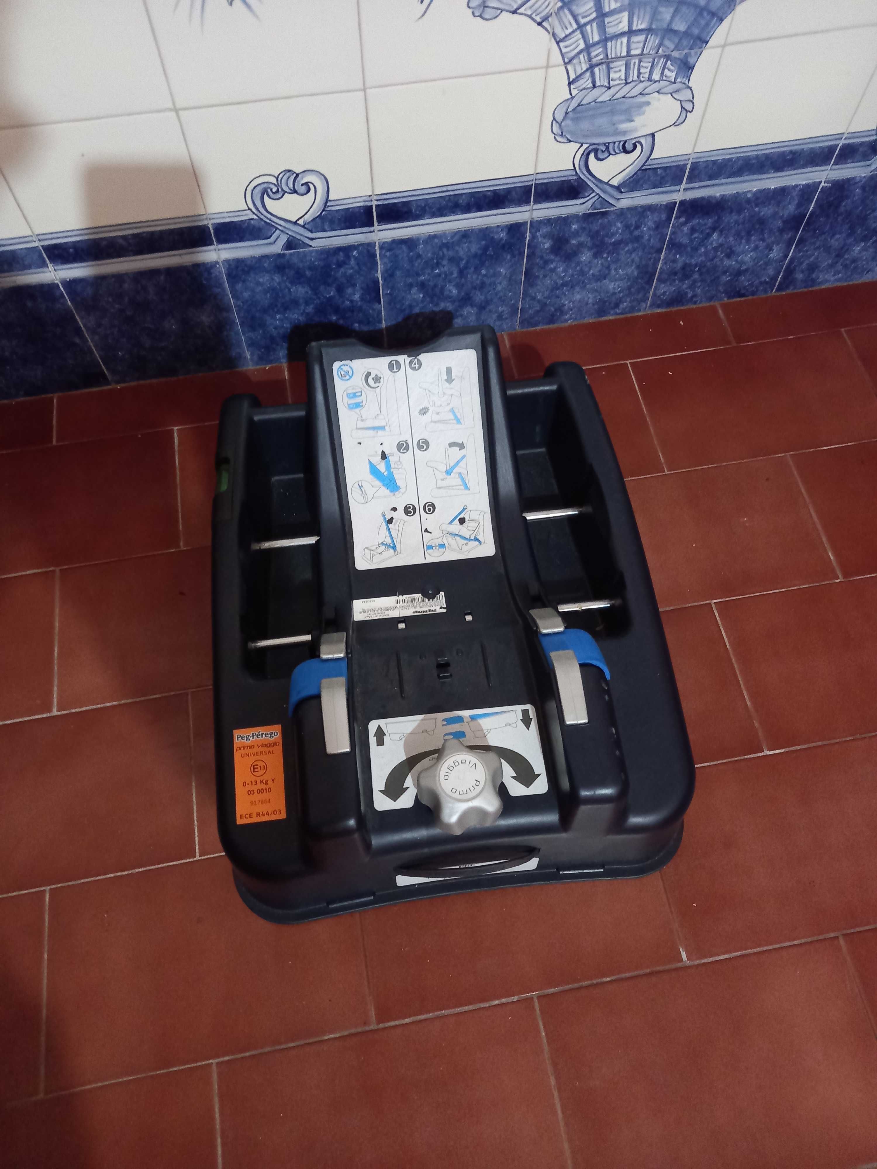 Carrinho de Bebé Trio PreNatal com Alcofa, Ovo e Isofix
