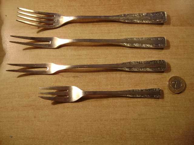 Starocie z PRL - Stare sztućce posrebrzane Hefra = Zestaw 4 sztuki