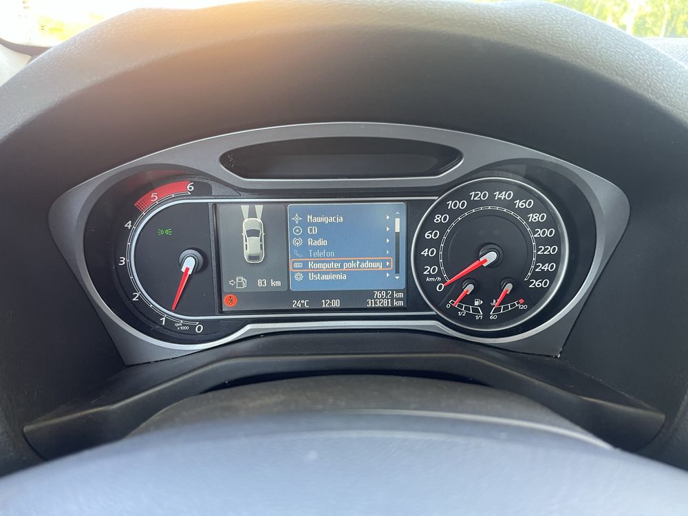 Titanium , convers+ , garzane fot . 2.0 tdci