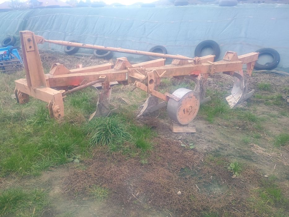 Pług na częściach fortschritt