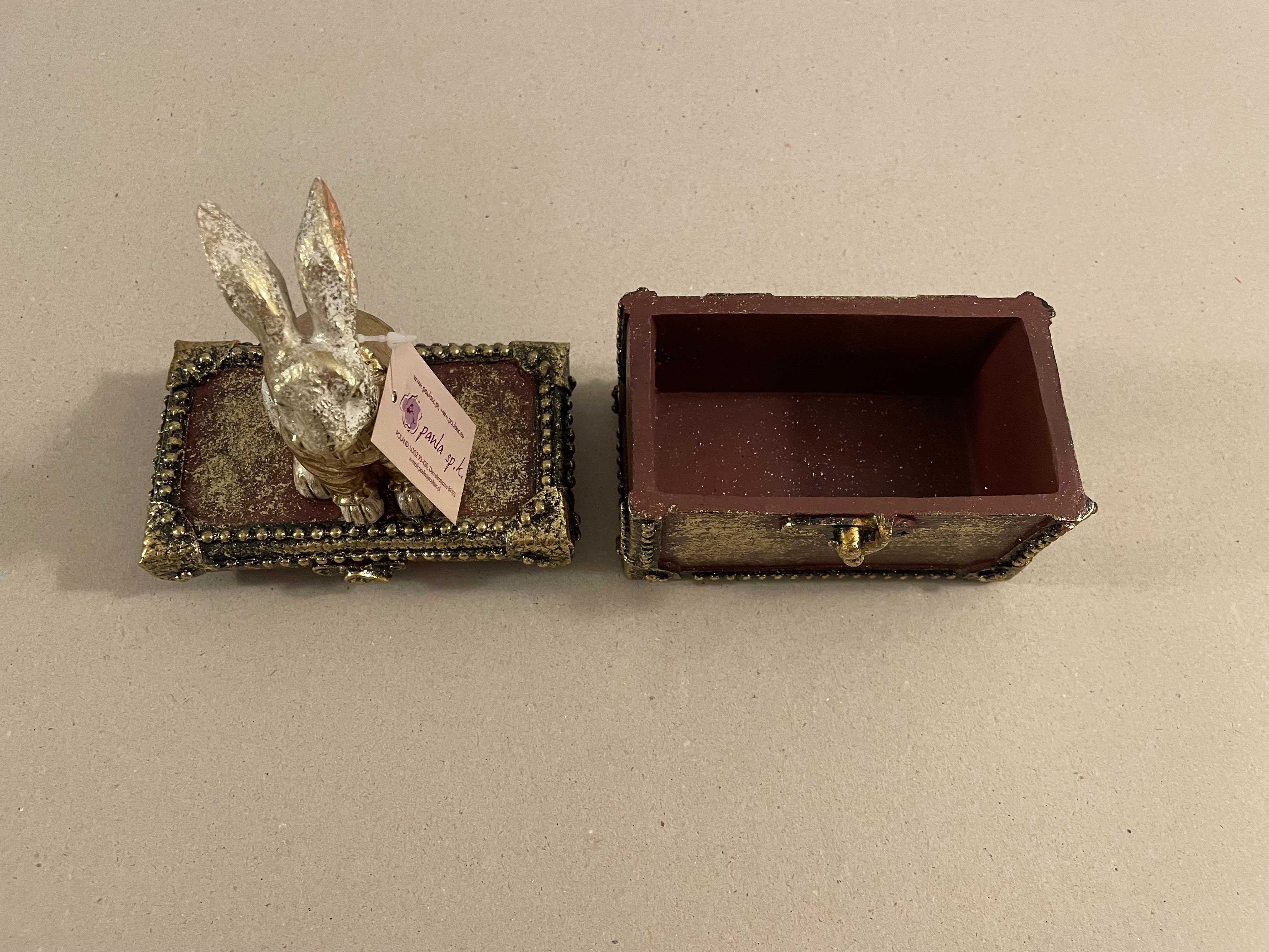 Skrzynka szkatułka na biżuterię kuferek na pierścionki Królik Zając