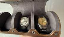 Zestaw dwóch vintage Seiko z podróżnym etui