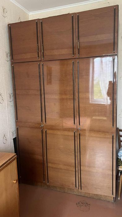 Віддам меблі безкоштовно