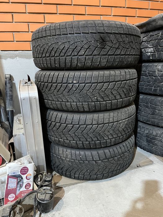 Goodyear performance gen-1 235/60/R17 102h