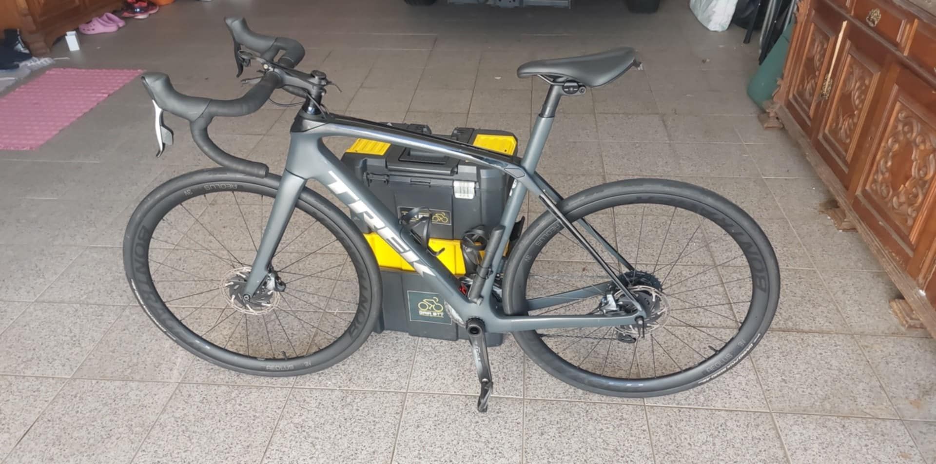 Trek Domane SL7 AXS