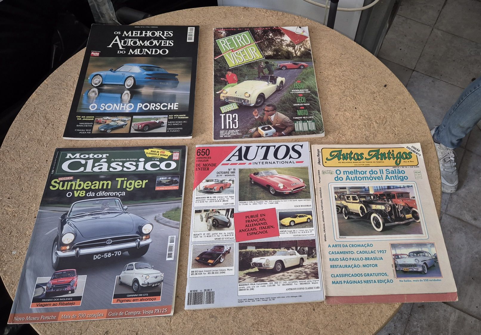 Revistas de automóveis clássicos