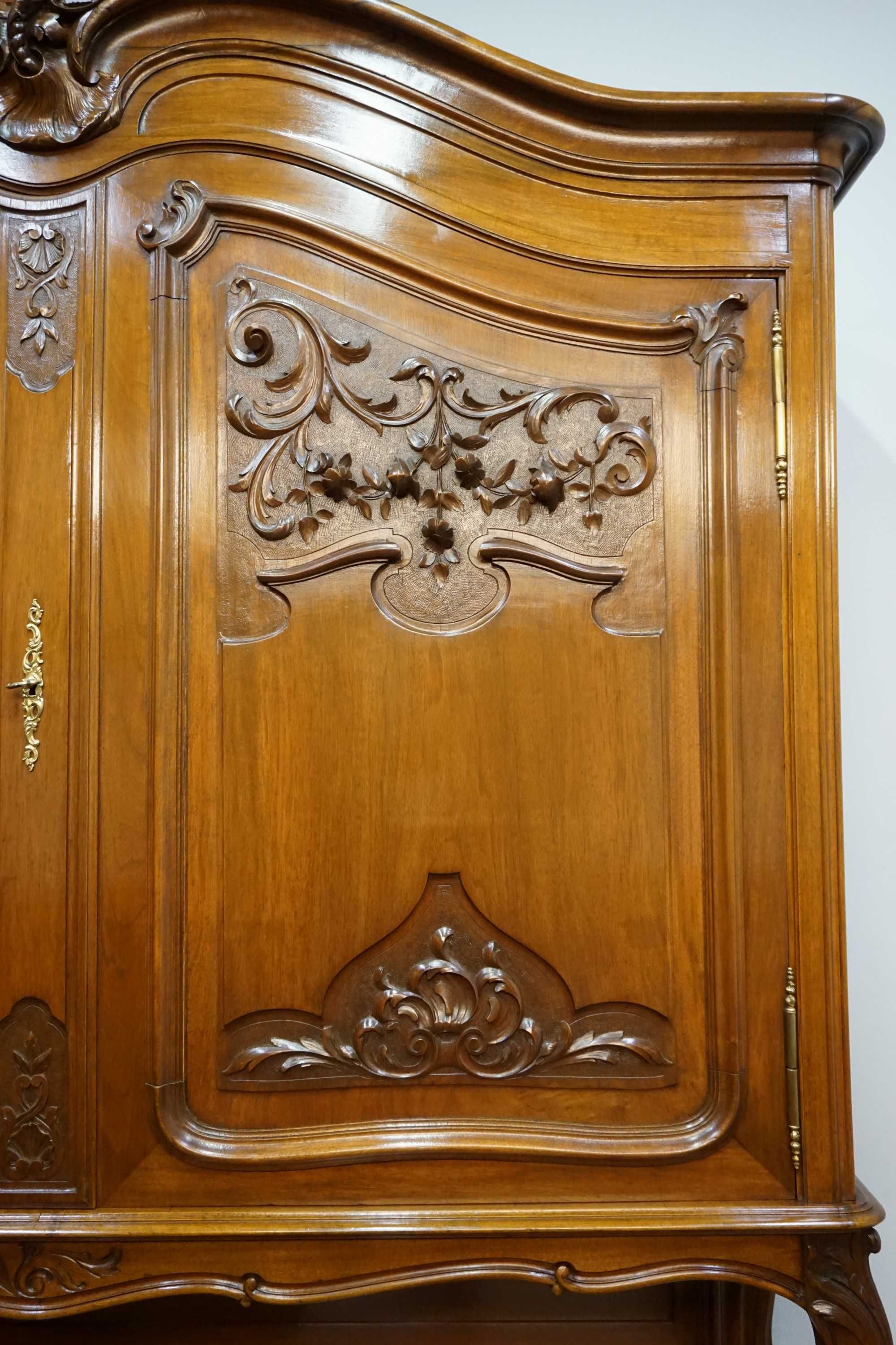 Pałacowy Kredens Ludwik ORZECH WYS 281cm
