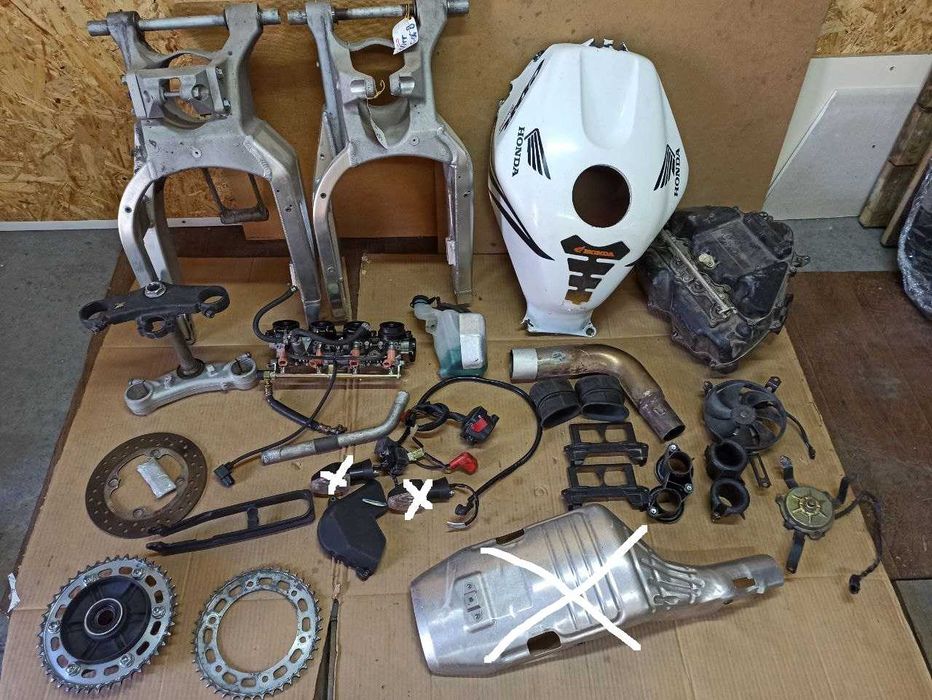 Остатки запчастей к мотоциклу Honda CBR600RR 03-06г.в.