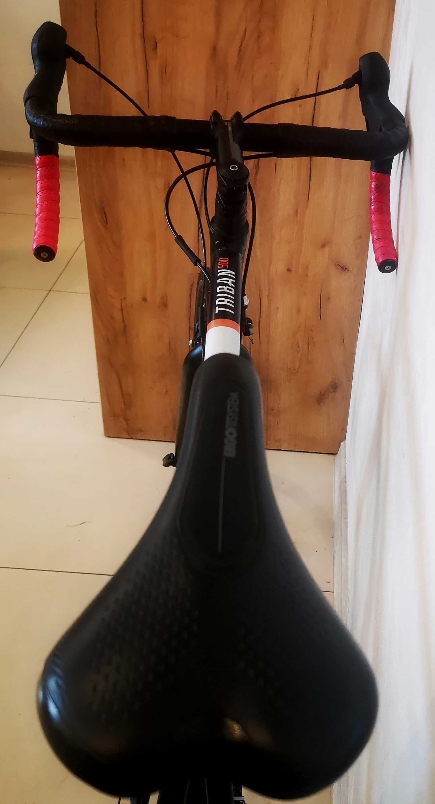 Duży rower szosowy Triban 500 stan bardzo dobry koła 28