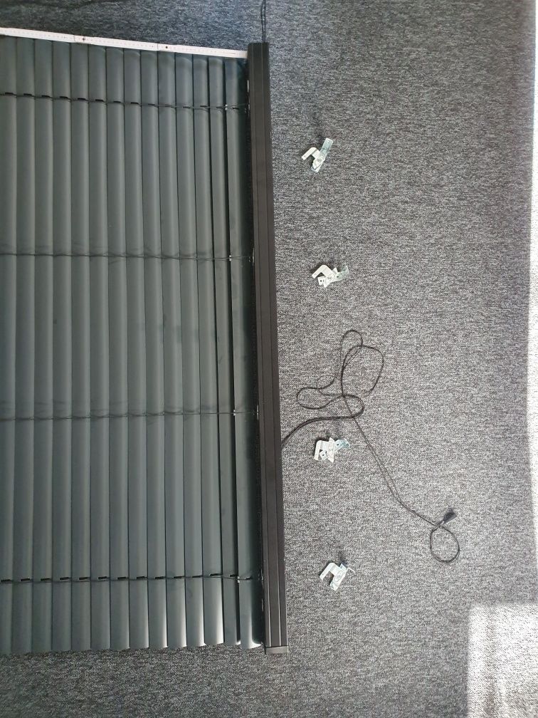 Żaluzje 2.5x1.43m czarne