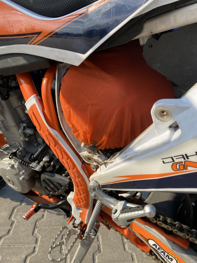 Geon gnx 250efi інжектор