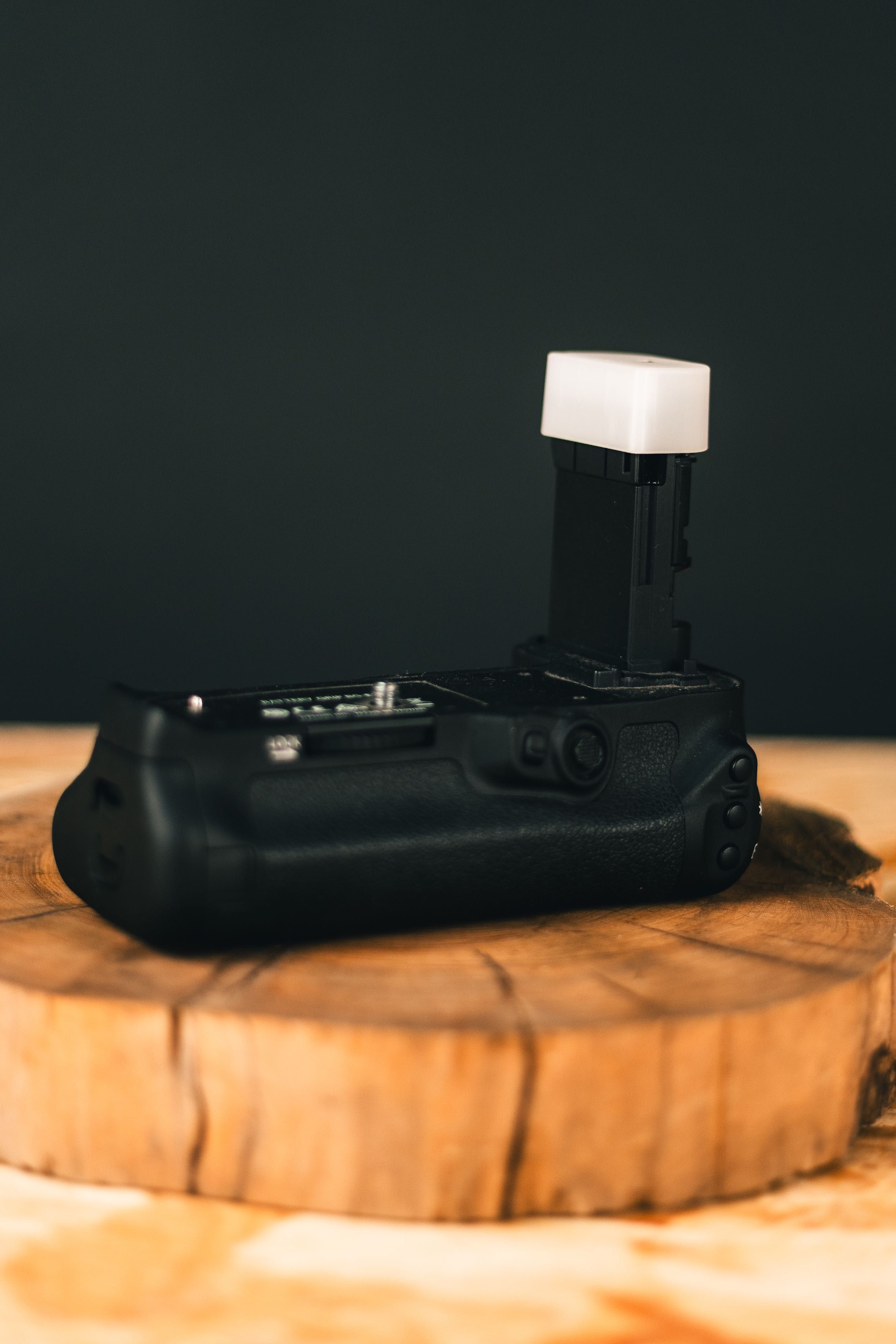 Canon 5D MKIV + Grip + Baterias