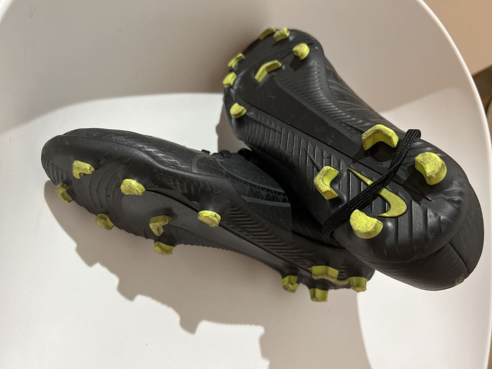 Chuteira Nike mercurial preto T36/5
