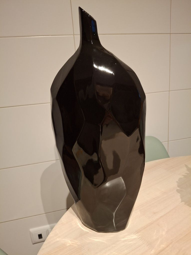 Jarra preta de decoração