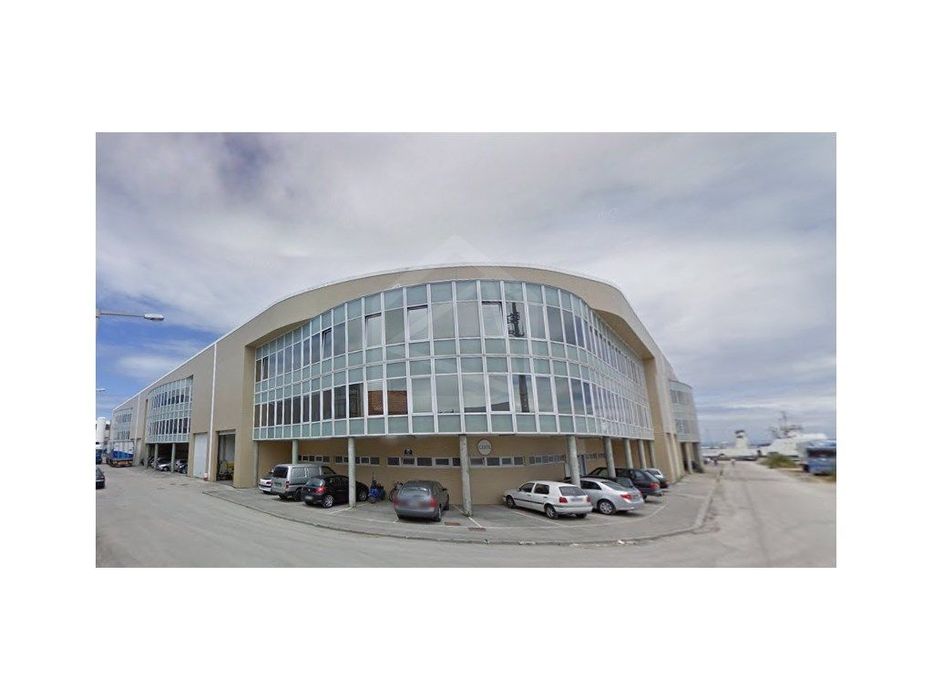 Armazéns Industriais em Ílhavo