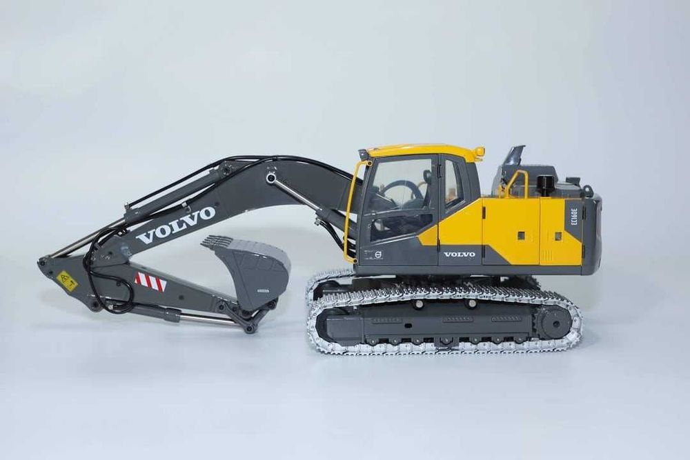Giratória RC Double E Volvo EC160 Full Metal 11KG