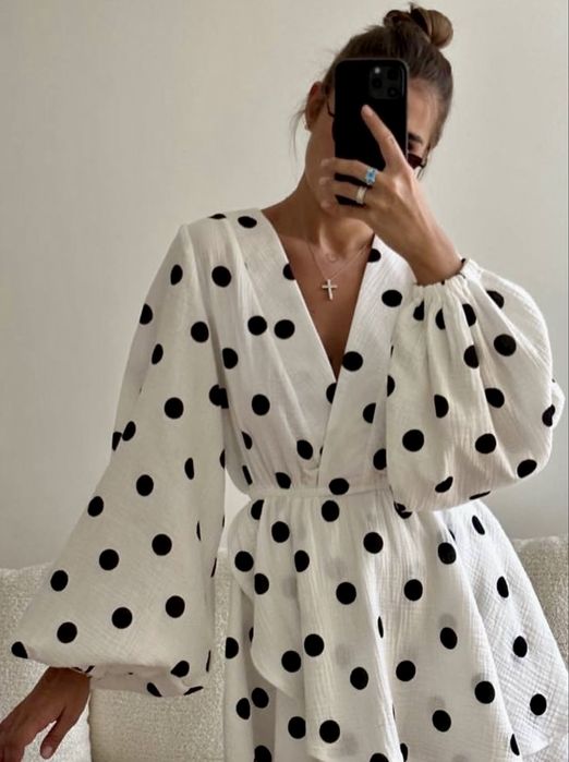 Сукня біла в горох муслін S